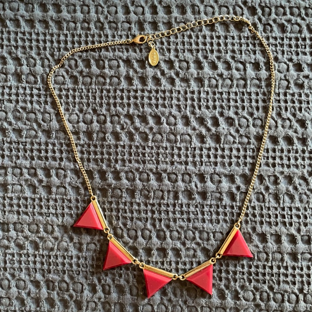 Red/gold statement Opia necklace!